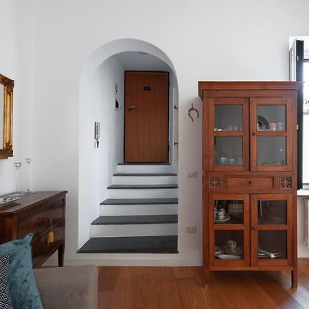 Casa Flo Con Terrazza E Ascensore Salerno Zewnętrze zdjęcie
