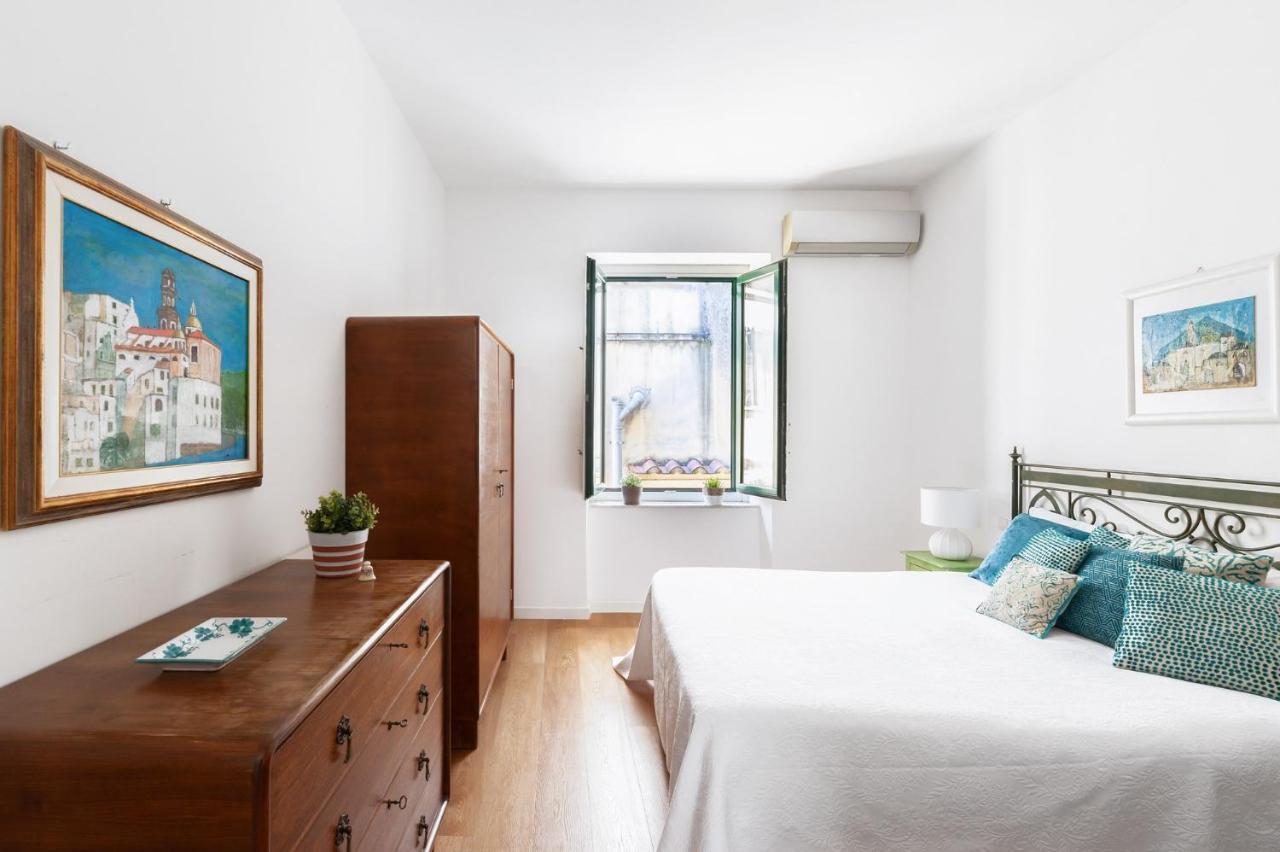 Casa Flo Con Terrazza E Ascensore Salerno Zewnętrze zdjęcie