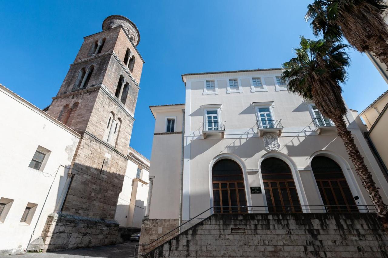 Casa Flo Con Terrazza E Ascensore Salerno Zewnętrze zdjęcie