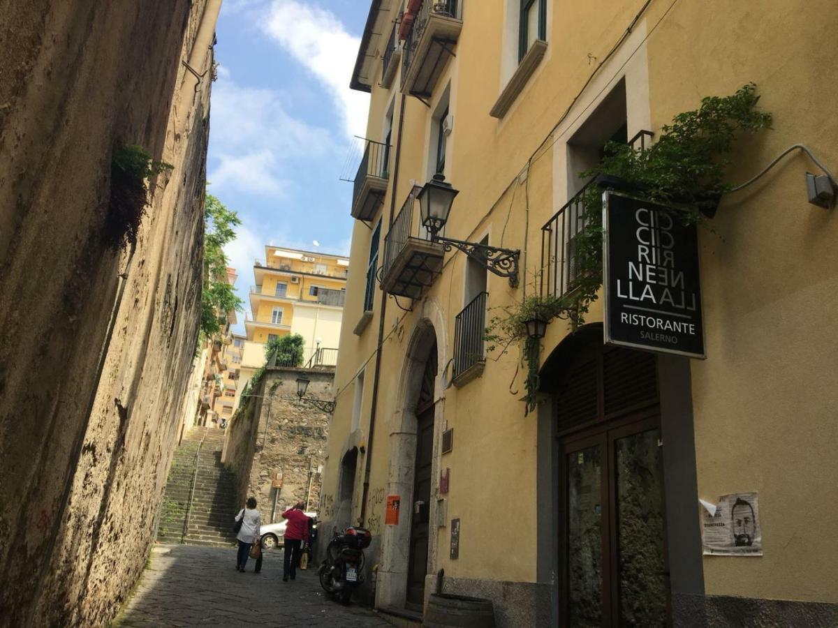 Casa Flo Con Terrazza E Ascensore Salerno Zewnętrze zdjęcie